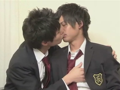 【ゲイ動画】イケメン男子校生が不純同性交友！チンポをフェラで固くし合って騎乗位と正常位でパコパコセックス！